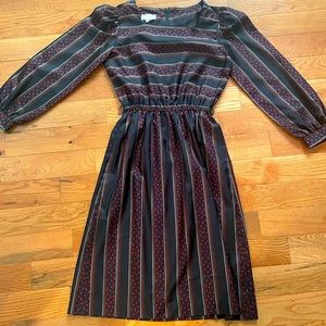 VINTAGE - Kay Windsor Dress. Size Medium.